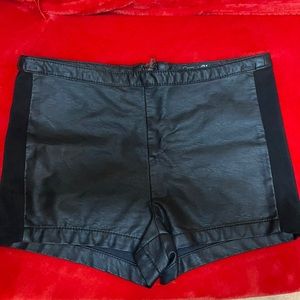 Black faux leather short